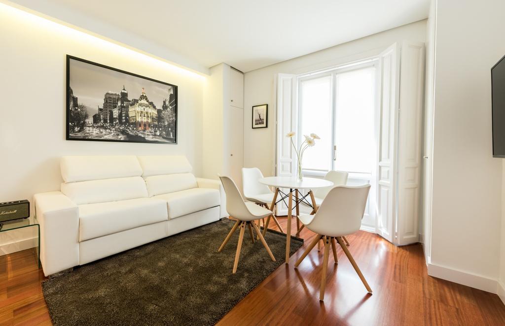 Santa Ana Plaza Apartamento Madri Exterior foto