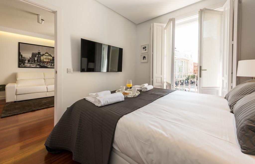Santa Ana Plaza Apartamento Madri Exterior foto